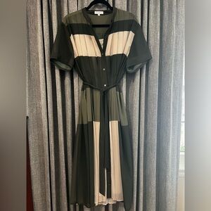 Equipment size M Green and Cream Midi Dress